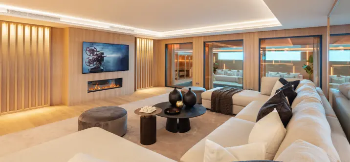 Long-term rent of detached villa in Sierra Blanca 3