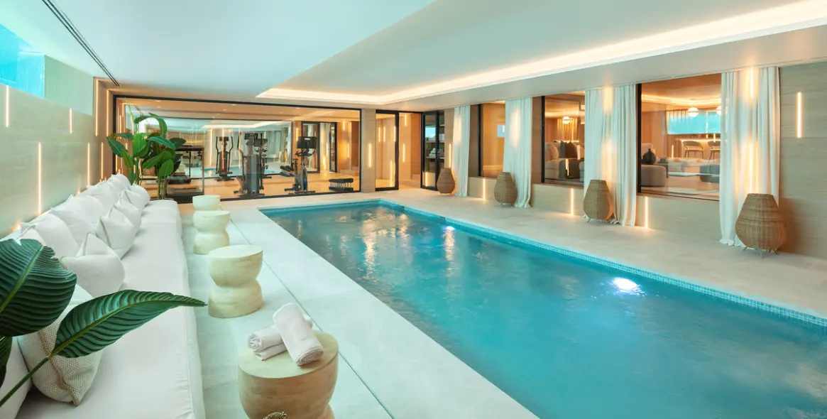 Long-term rent of detached villa in Sierra Blanca 38