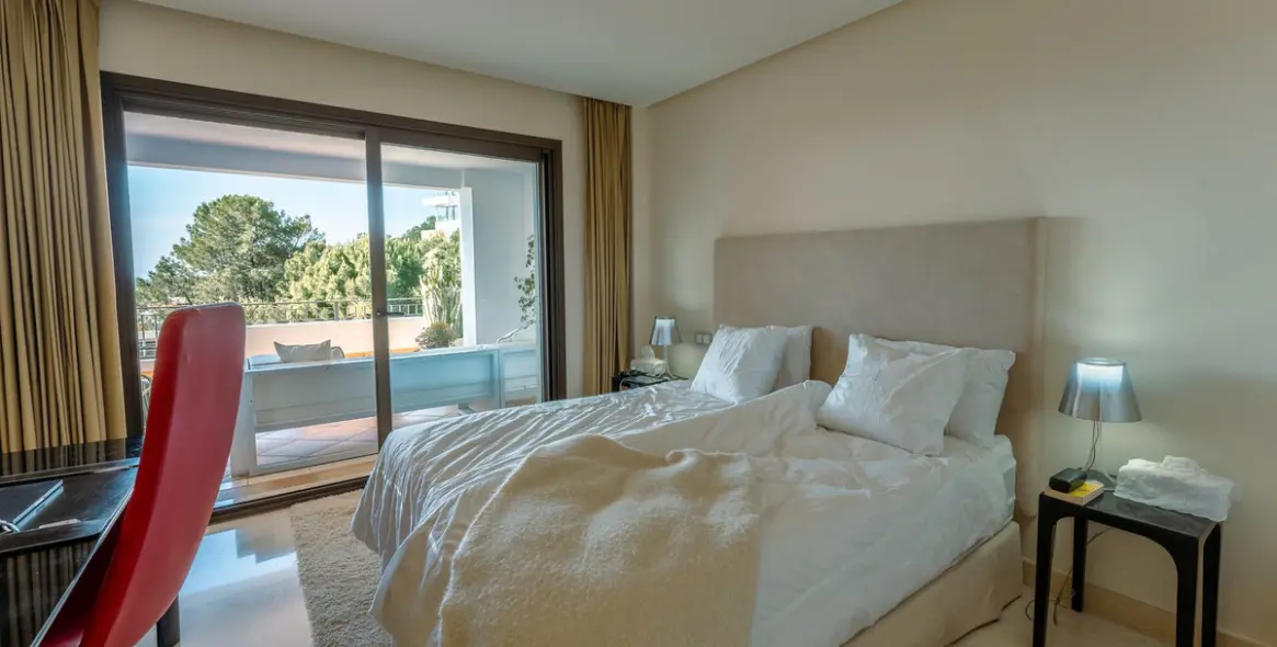 Long-term rent of middle floor apartment in La Quinta 26