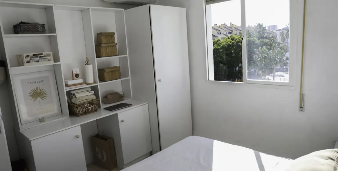 Venta de apartamento en planta media en Los Boliches 8
