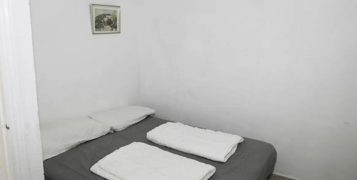 Venta de apartamento en planta media en Los Boliches 10