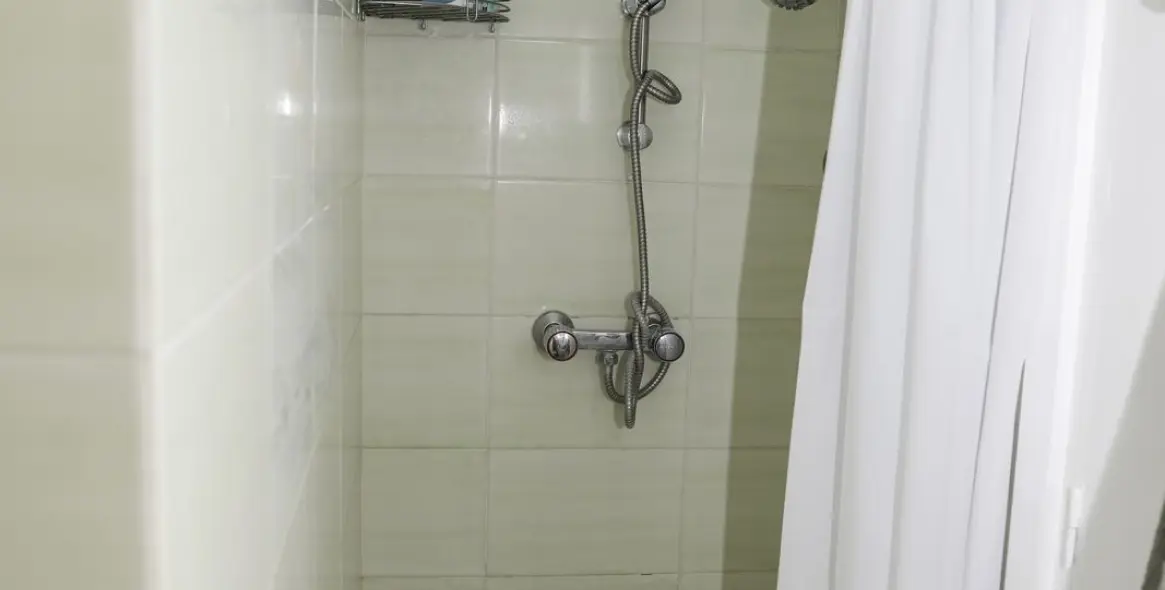 Venta de apartamento en planta media en Los Boliches 17