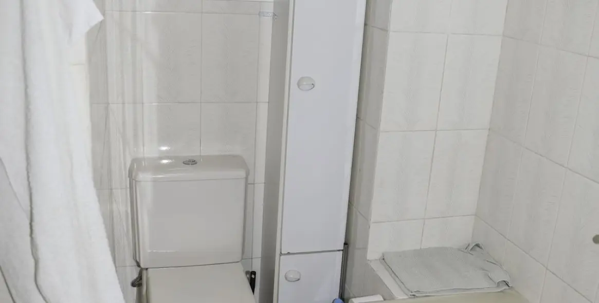 Venta de apartamento en planta media en Los Boliches 23