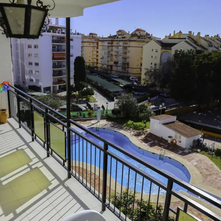 Sale of middle floor apartment in Los Boliches