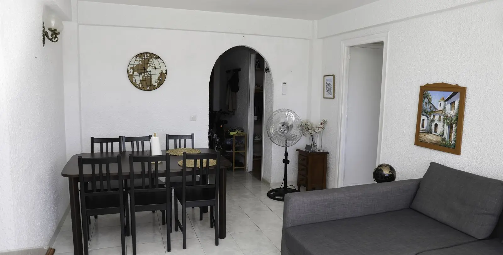 Venta de apartamento en planta media en Los Boliches 4