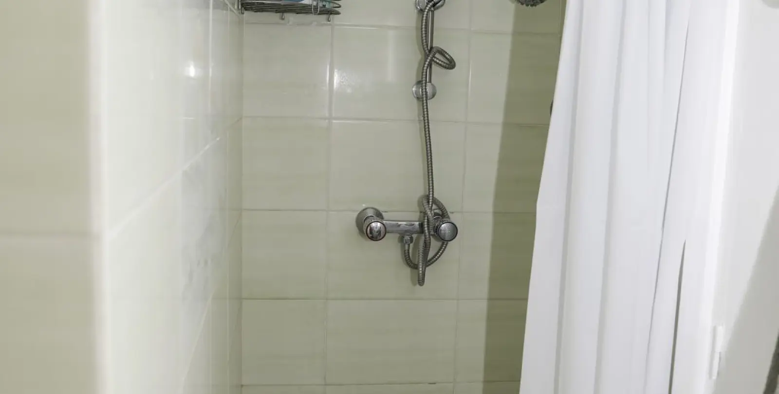 Venta de apartamento en planta media en Los Boliches 17