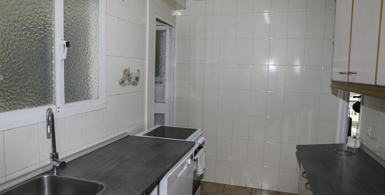 Venta de apartamento en planta media en Los Boliches 29