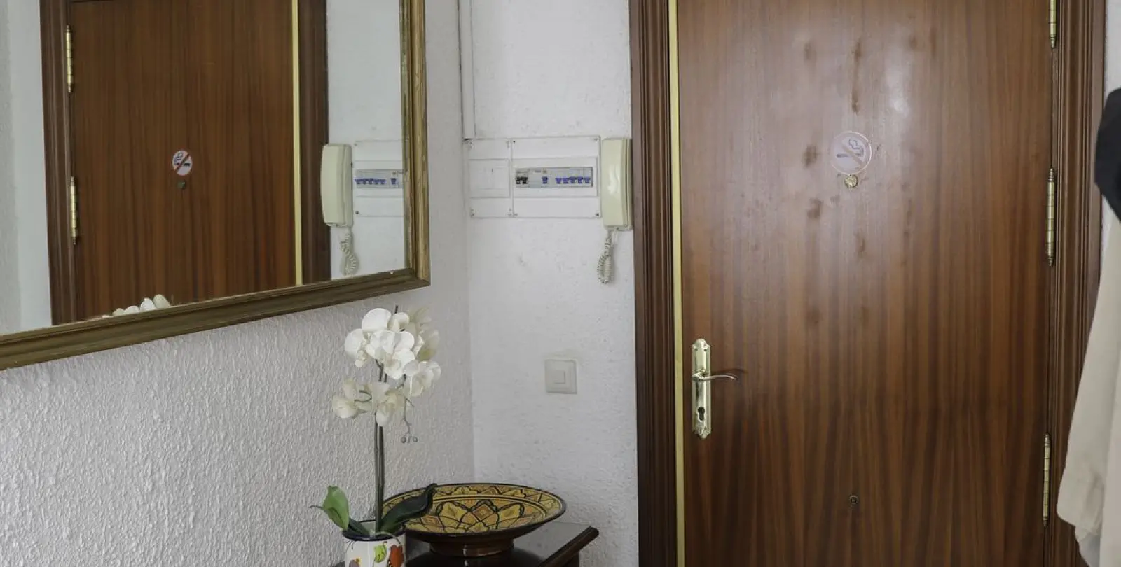 Venta de apartamento en planta media en Los Boliches 33