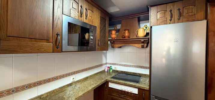 Venta de apartamento en planta media en Benalmadena 1