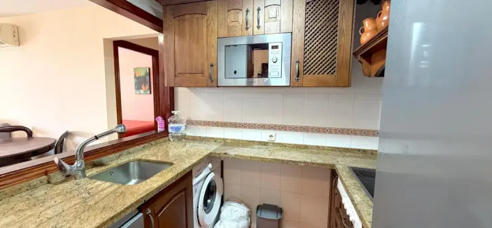 Venta de apartamento en planta media en Benalmadena 3