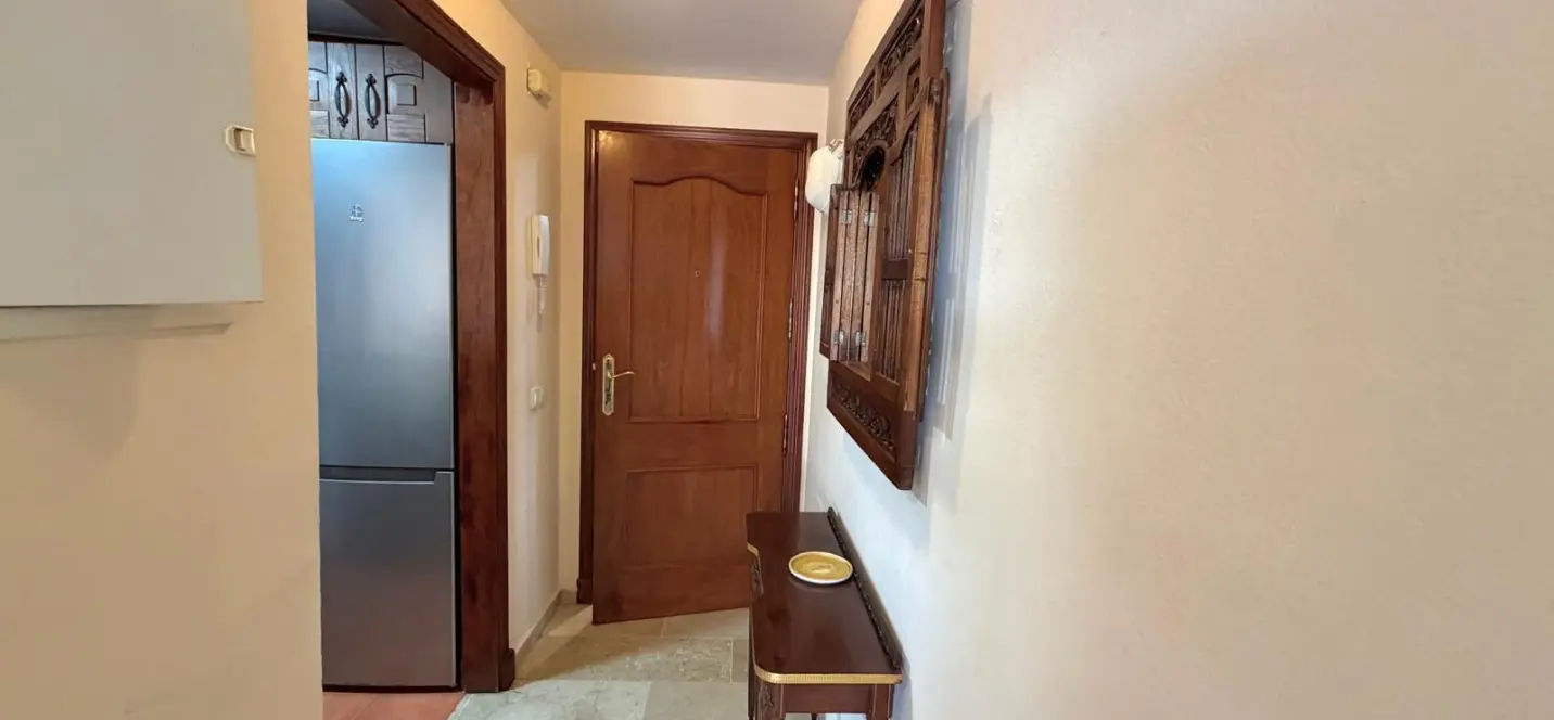 Sale of middle floor apartment in Benalmadena 4