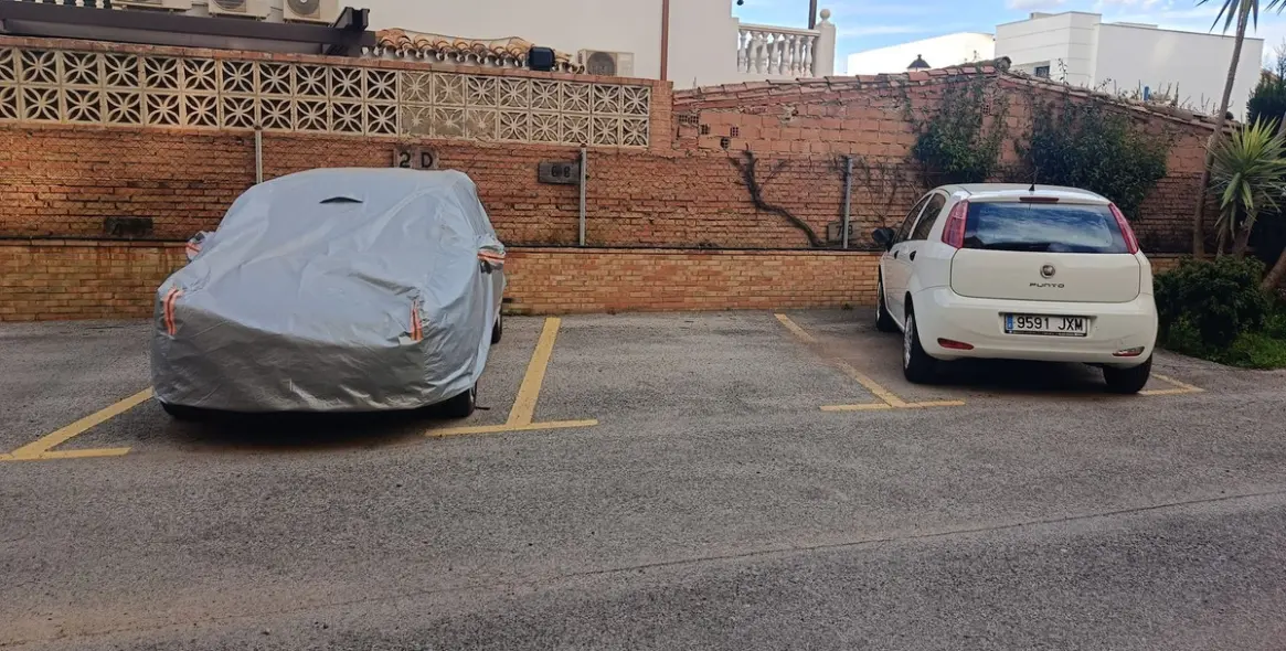 Sale of middle floor apartment in Fuengirola 19