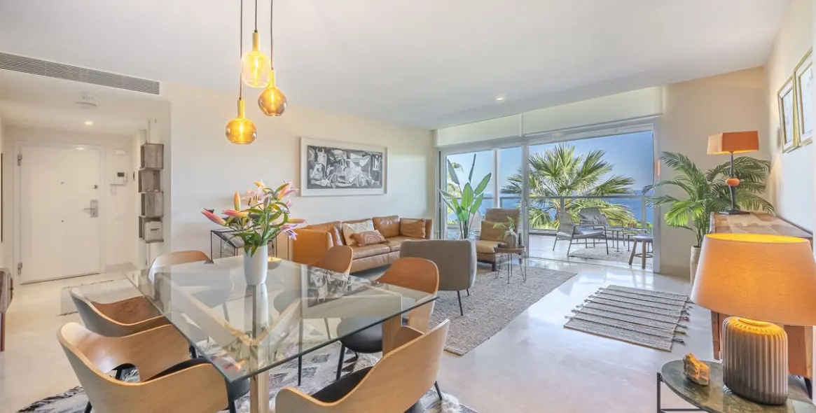 Sale of middle floor apartment in Manilva 18