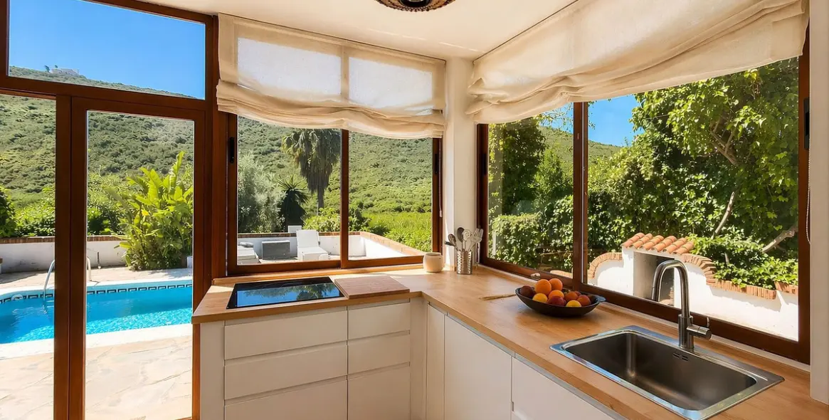 Sale of finca - cortijo in Manilva 11