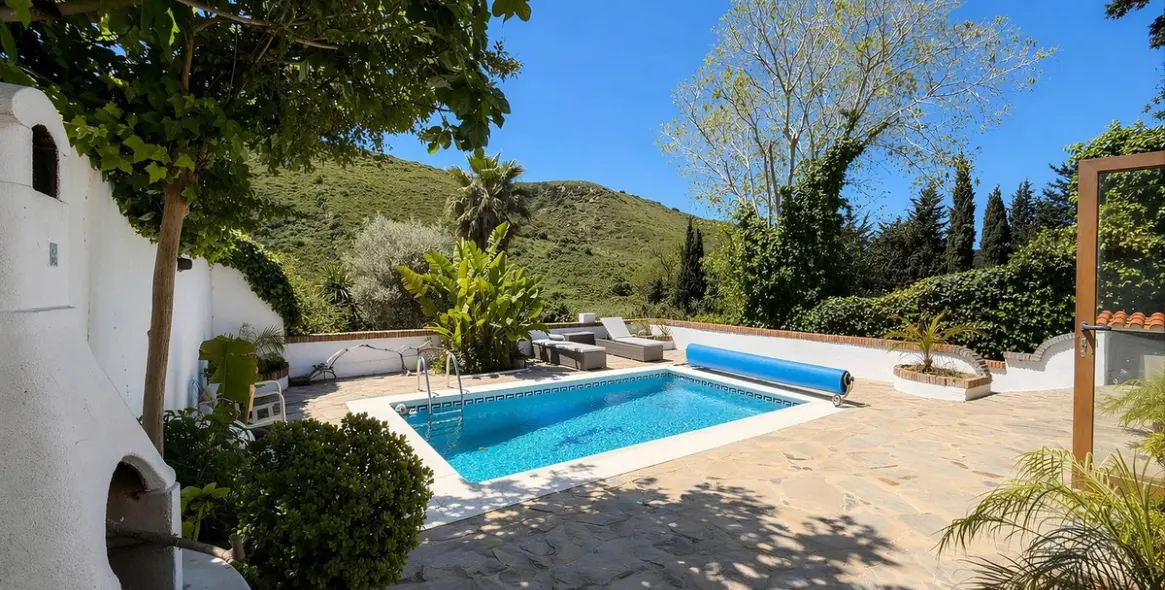 Sale of finca - cortijo in Manilva 28