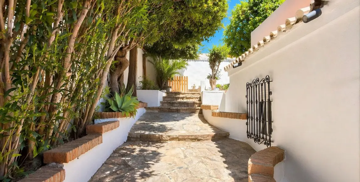 Sale of finca - cortijo in Manilva 41