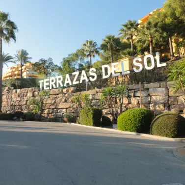 Venta de apartamento en planta baja en New Golden Mile