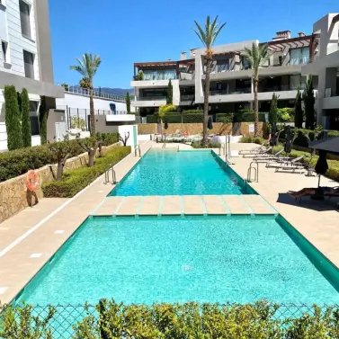 Sale of ground floor apartment in New Golden Mile