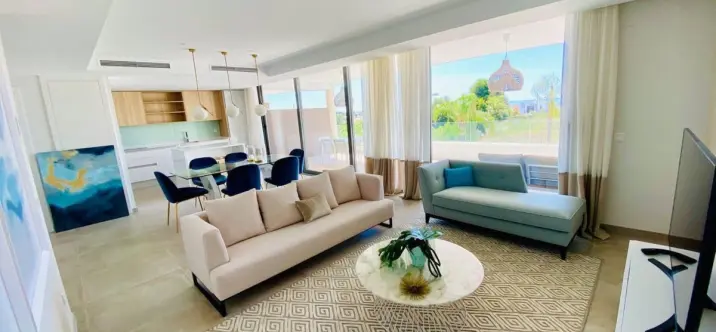 Sale of ground floor apartment in New Golden Mile 3