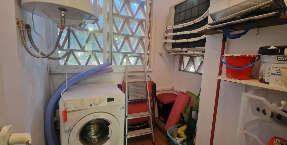 Sale of ground floor apartment in Calahonda 19