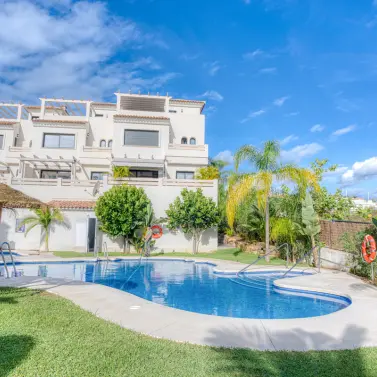 Sale of townhouse in Estepona