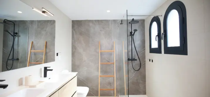 Sale of townhouse in Estepona 3