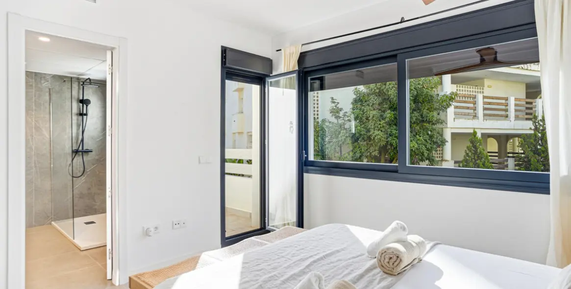 Sale of townhouse in Estepona 15