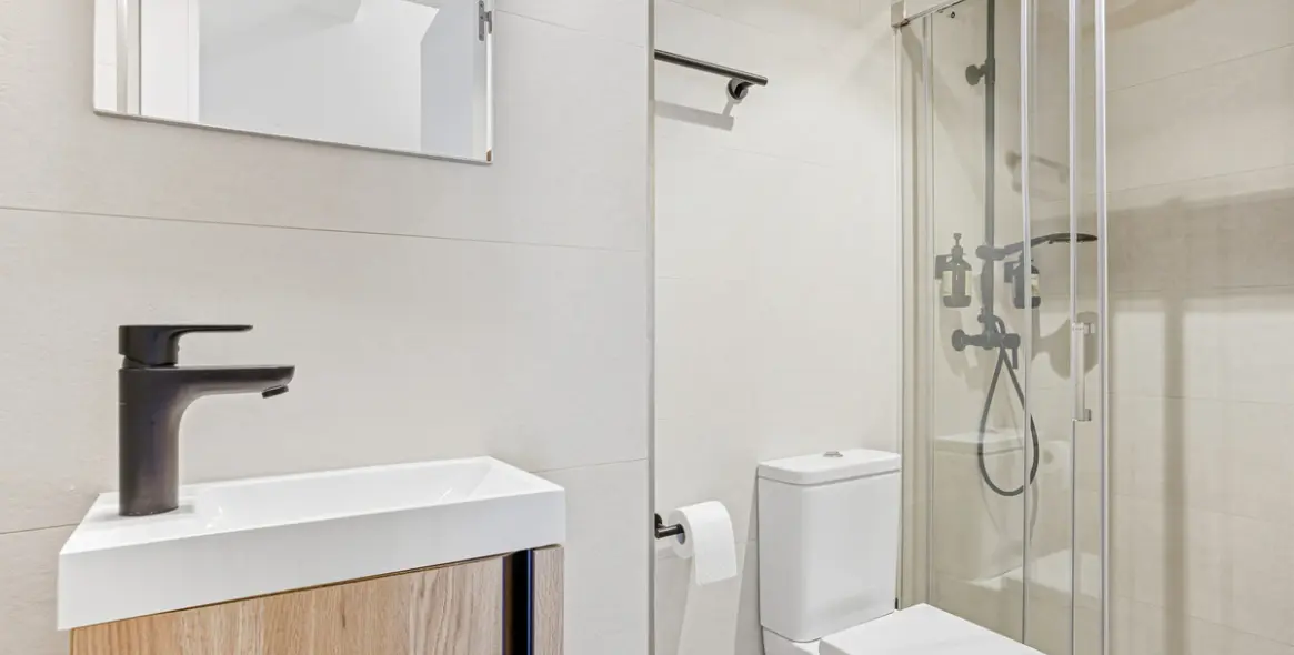 Sale of townhouse in Estepona 25