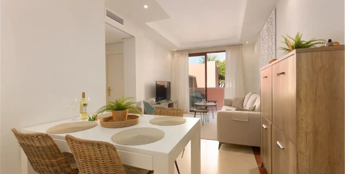 Продажа апартаментов на среднем этаже в Elviria 9