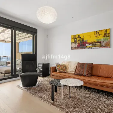 Sale of penthouse in Benahavís