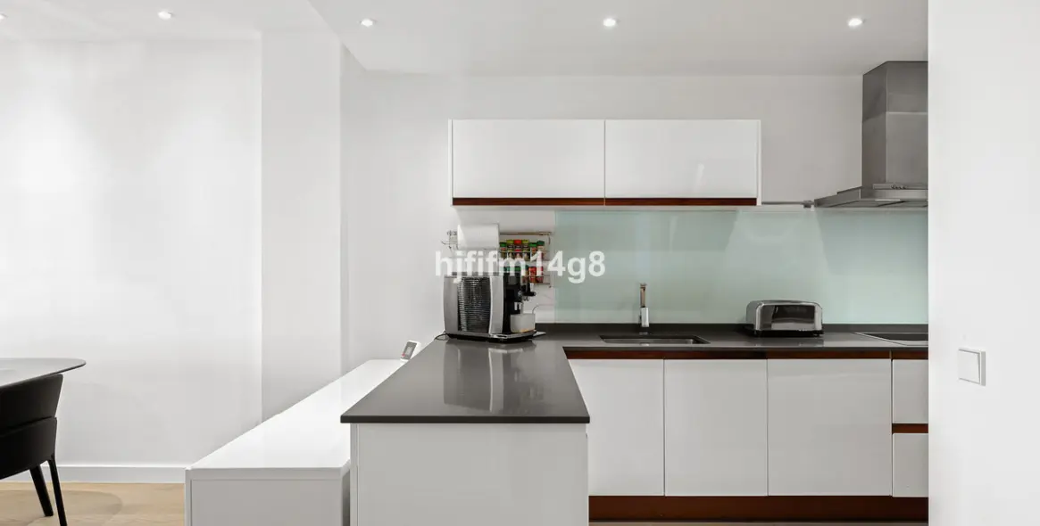 Sale of penthouse in Benahavís 12