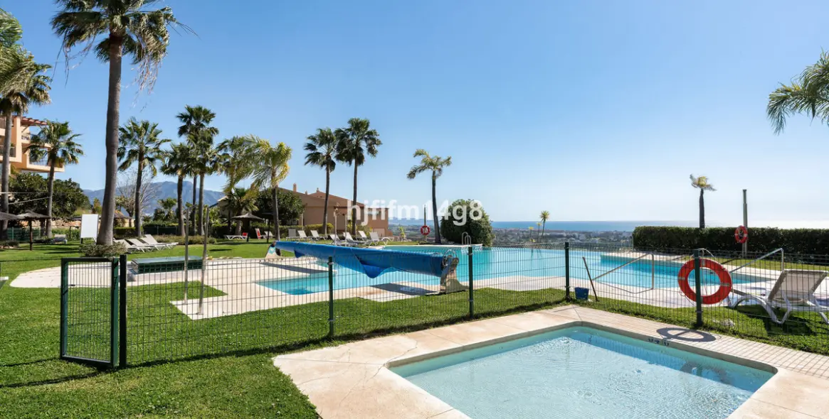 Sale of penthouse in Benahavís 19