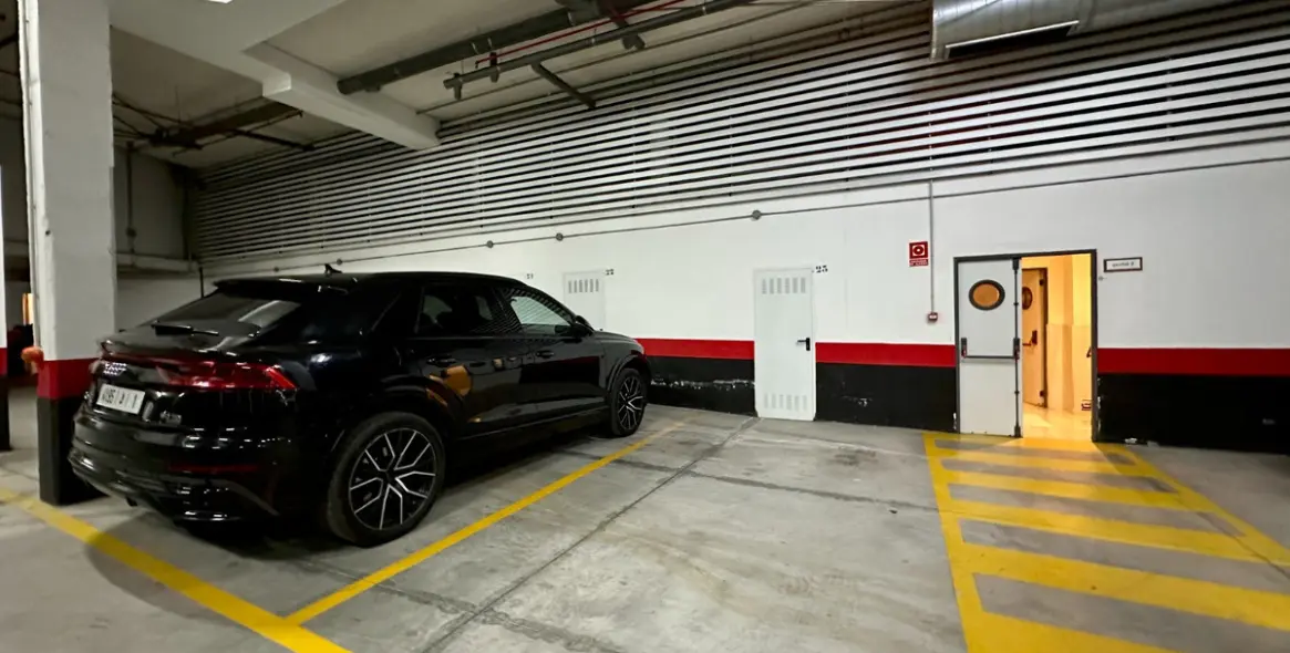 Продажа апартаментов на среднем этаже в Puerto Banús 17