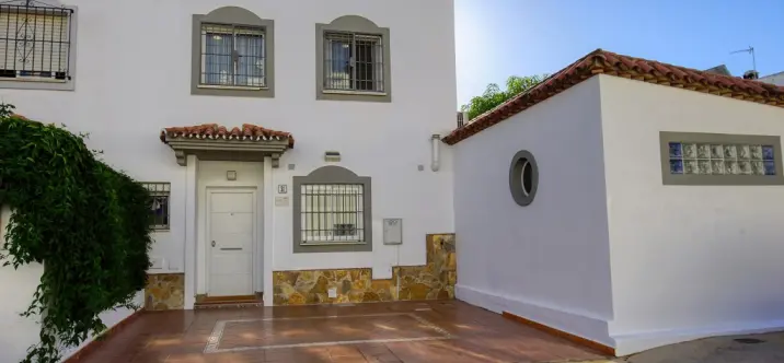 Продажа таунхауса в Estepona 0
