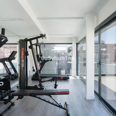Venta de apartamento en planta media en Fuengirola