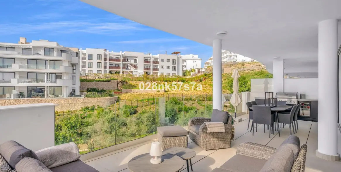 Venta de apartamento en planta media en Fuengirola 28
