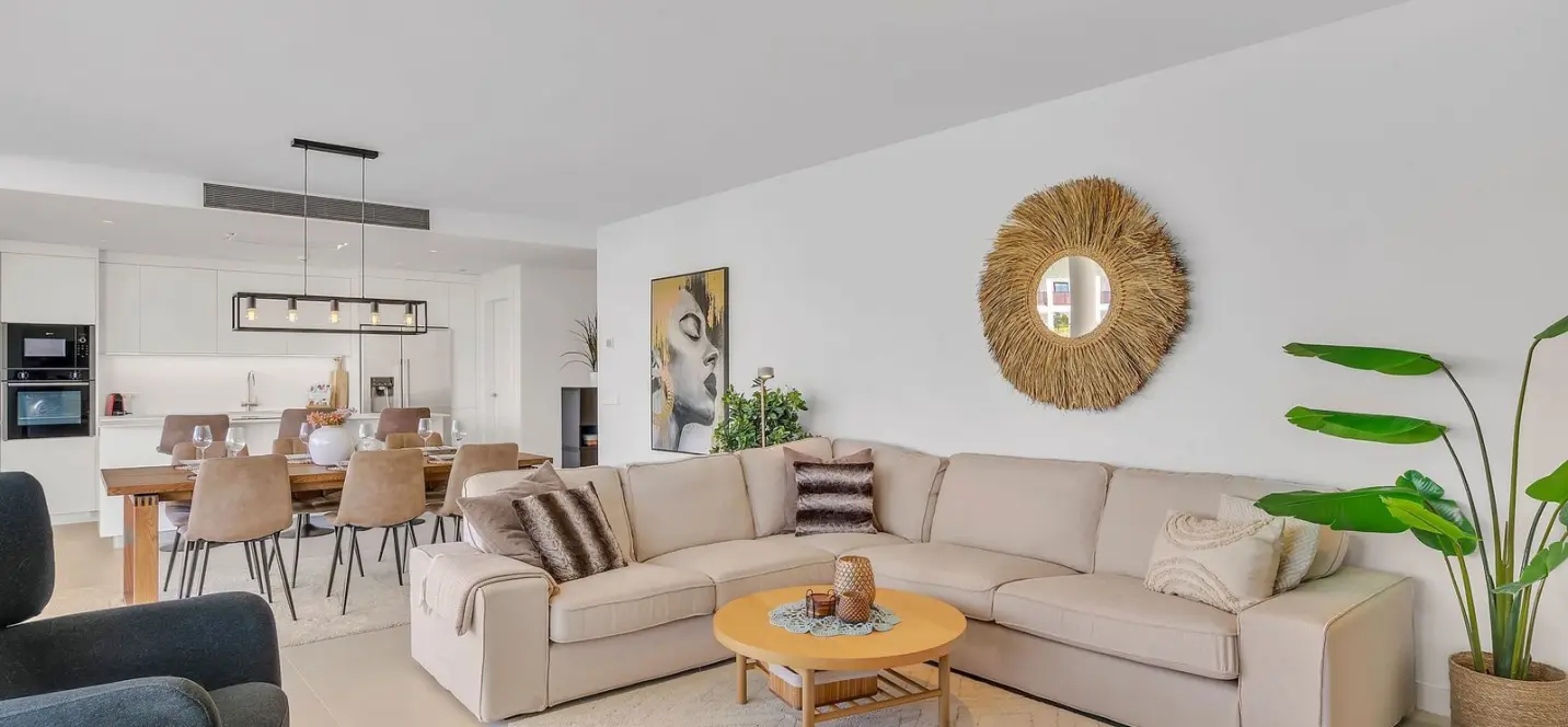 Venta de apartamento en planta media en Fuengirola 1