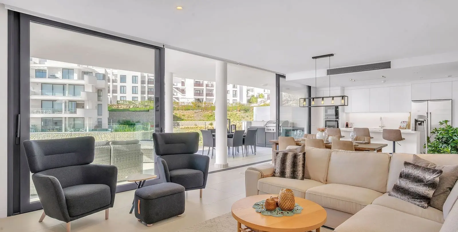 Venta de apartamento en planta media en Fuengirola 3