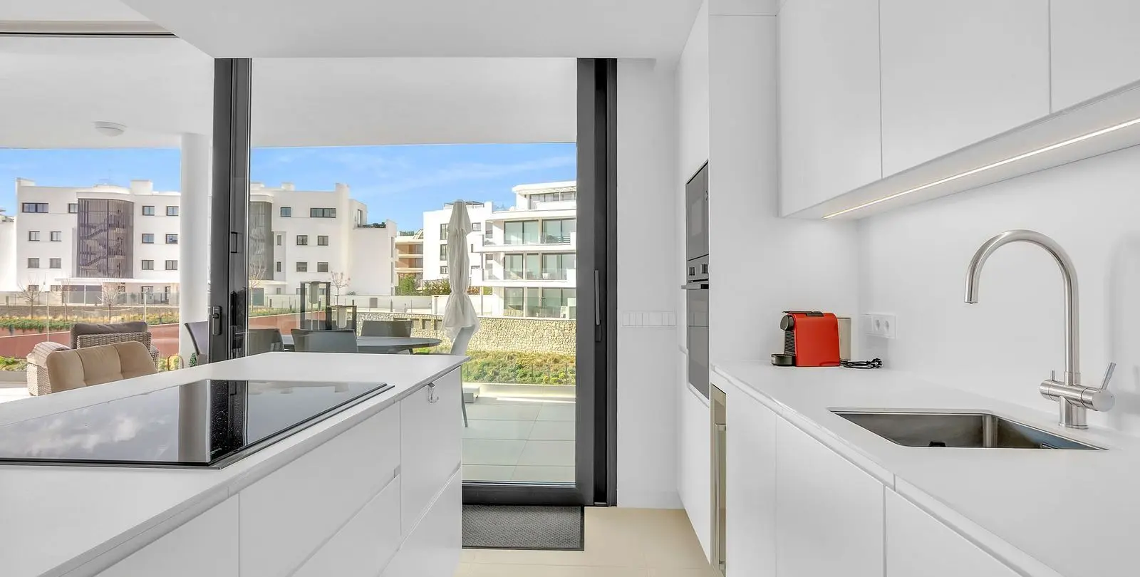 Venta de apartamento en planta media en Fuengirola 6