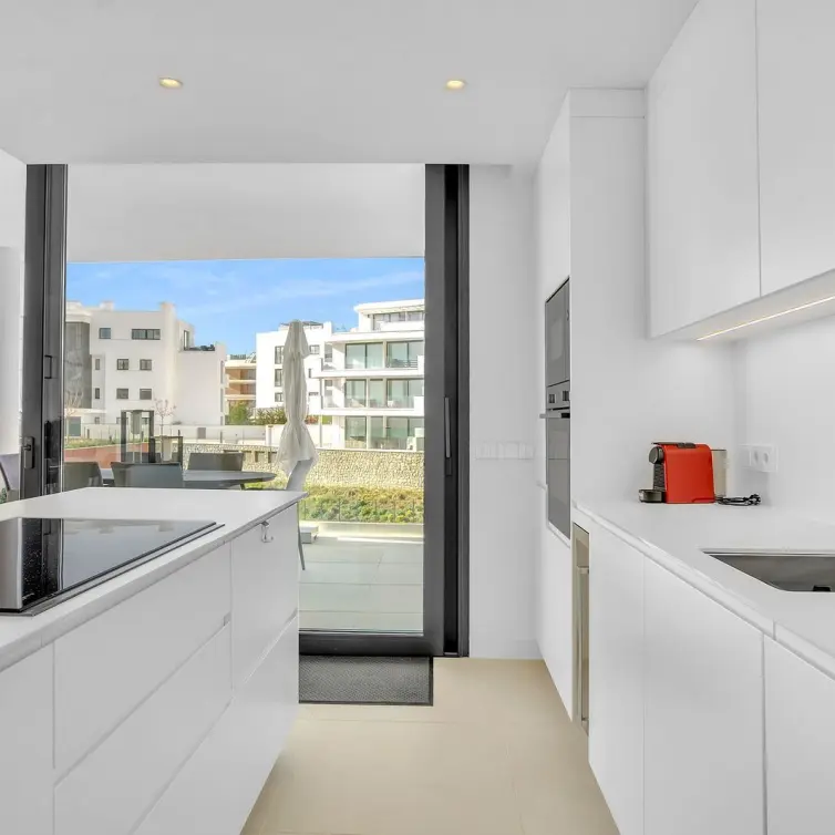 Venta de apartamento en planta media en Fuengirola