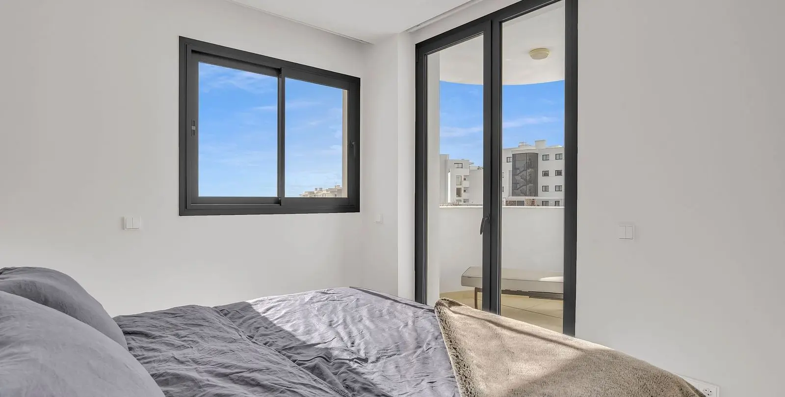 Venta de apartamento en planta media en Fuengirola 16