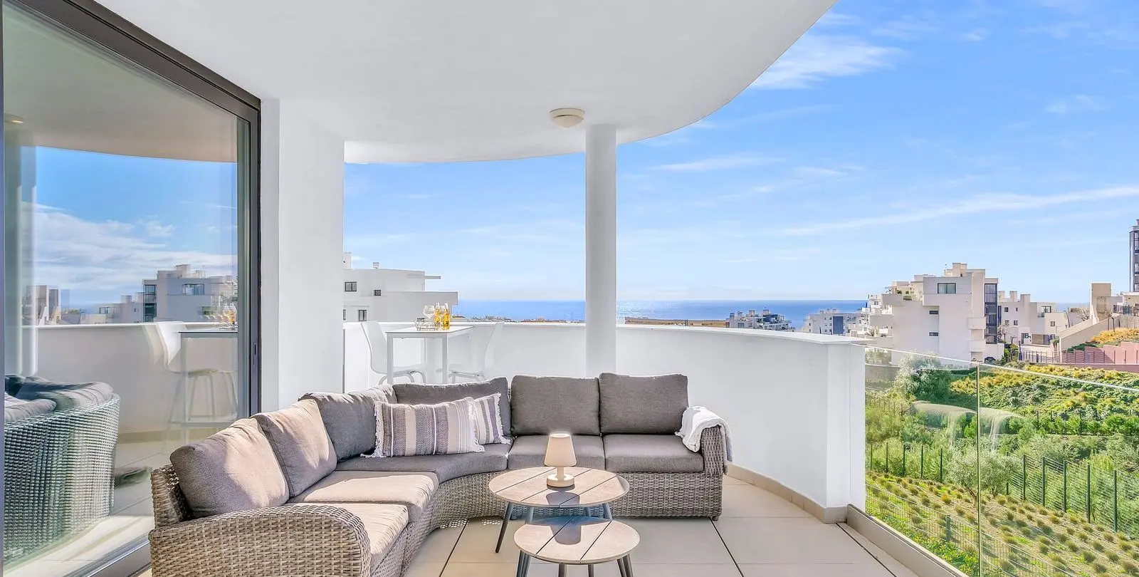 Venta de apartamento en planta media en Fuengirola 23