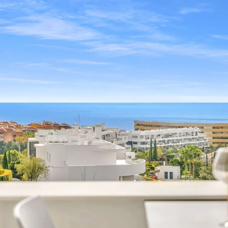 Venta de apartamento en planta media en Fuengirola
