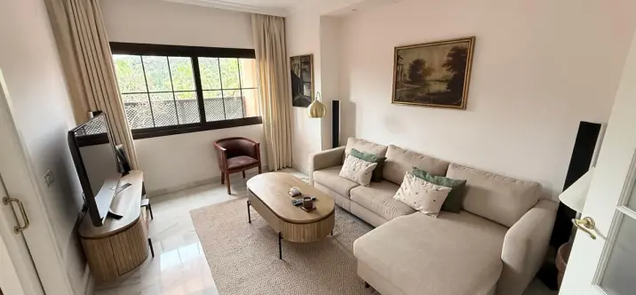 Продажа двухуровневого пентхауса в Estepona 2