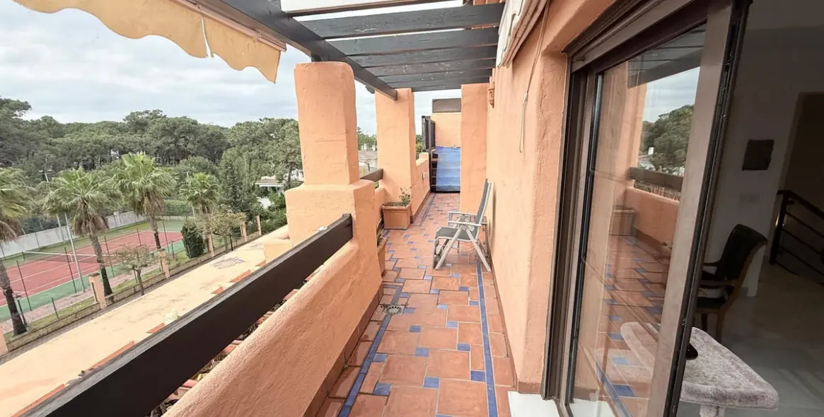Продажа двухуровневого пентхауса в Estepona 31