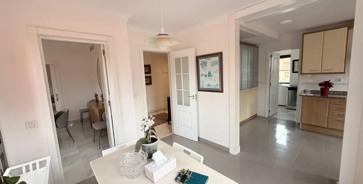 Sale of penthouse duplex in Hacienda del Sol 5