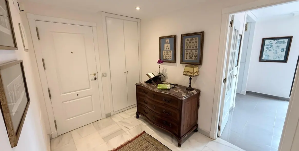 Sale of penthouse duplex in Hacienda del Sol 10