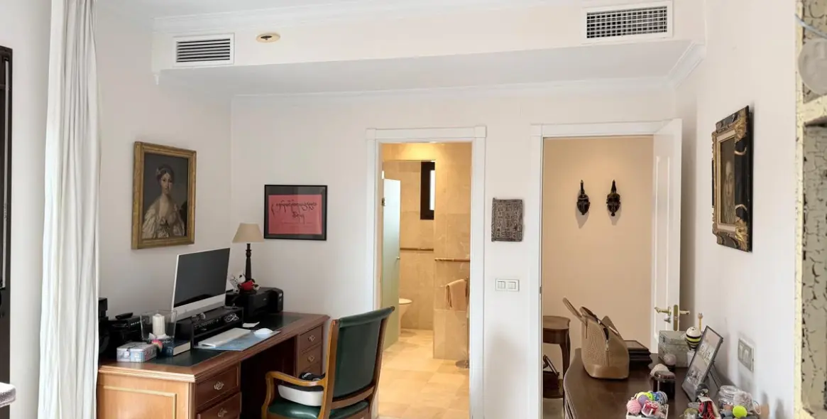 Sale of penthouse duplex in Hacienda del Sol 21