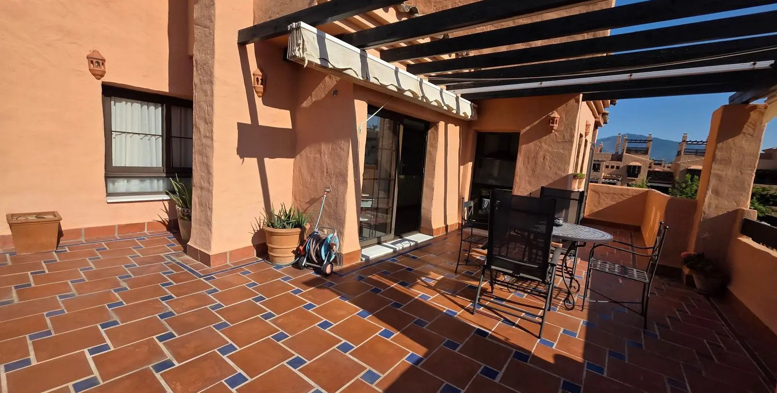 Продажа двухуровневого пентхауса в Hacienda del Sol 4