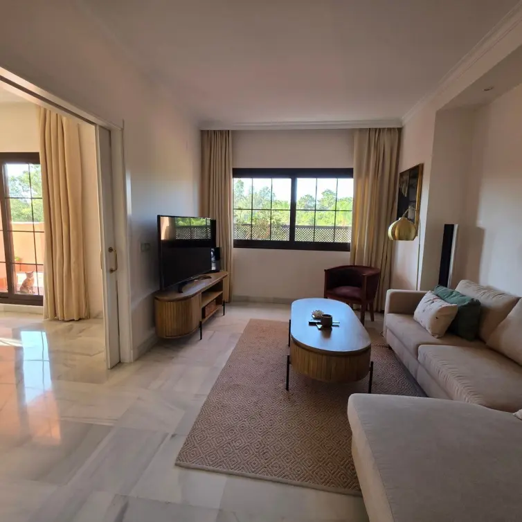 Продажа двухуровневого пентхауса в Hacienda del Sol